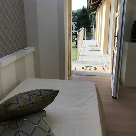 B&B Maison Petit Perlage And Champagne 세라궁가 디 크레아