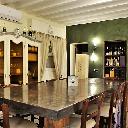 Maison Petit Perlage And Champagne B&B 3*