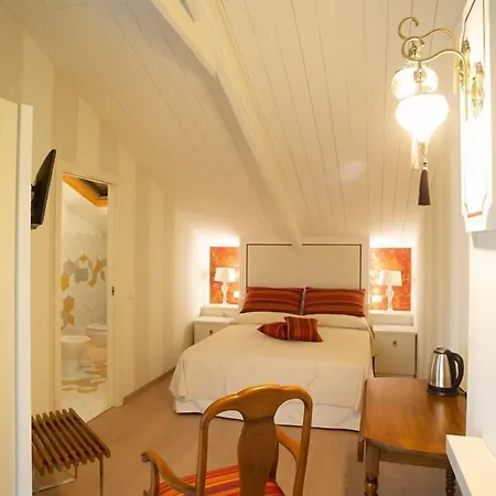 Maison Petit Perlage And Champagne