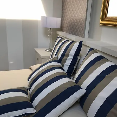 Maison Petit Perlage And Champagne B&B