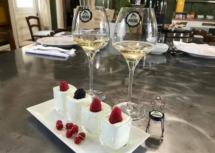 住宿加早餐酒店 Maison Petit Perlage And Champagne 3*