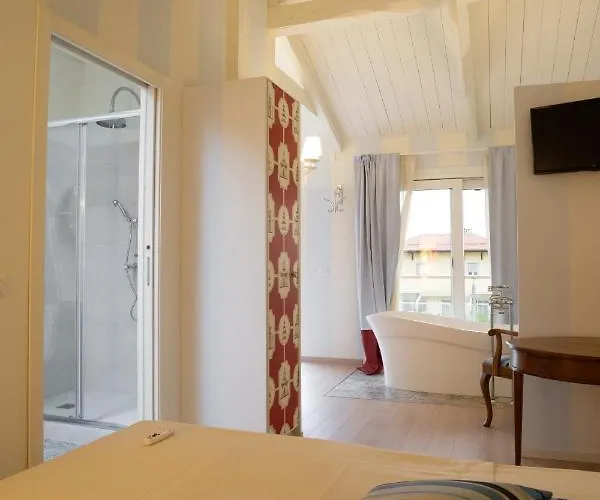 Maison Petit Perlage And Champagne 住宿加早餐酒店 3*