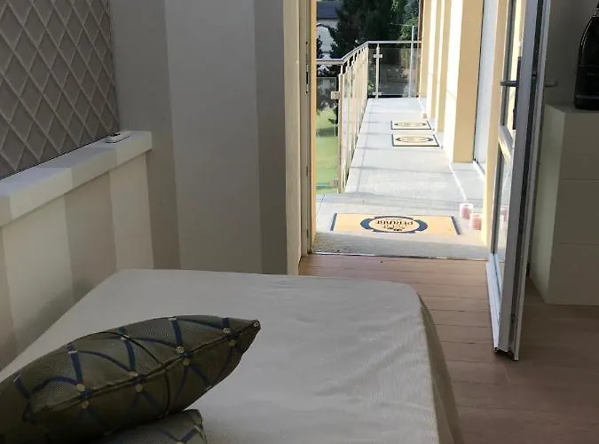 住宿加早餐酒店 Maison Petit Perlage And Champagne Serralunga di Crea