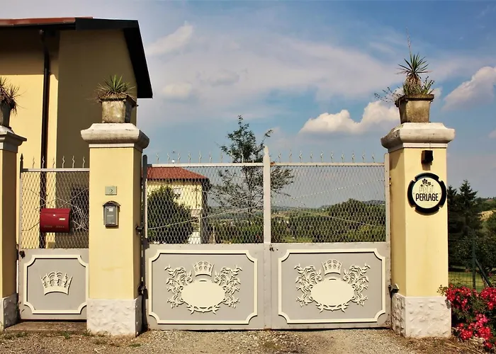 住宿加早餐酒店 Maison Petit Perlage And Champagne Serralunga di Crea